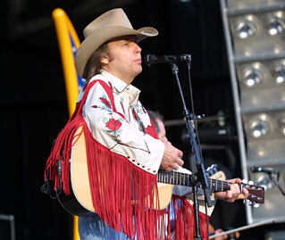 Dwight Yoakam