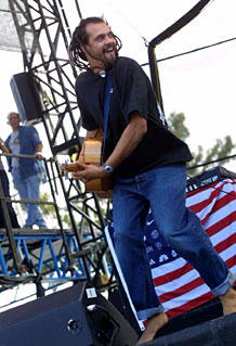 Michael Franti & Spearhead