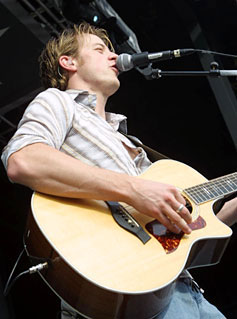 Aaron Lines