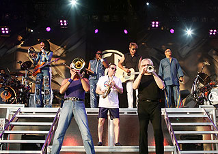 Chicago / Earth, Wind & Fire