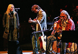 Neil Young & Eddie Vedder