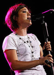 Kelly Clarkson